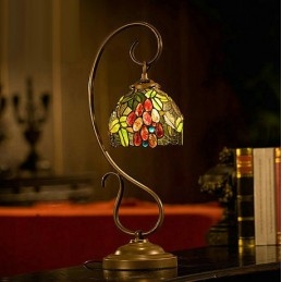 Tiffany retro bordslampa i...